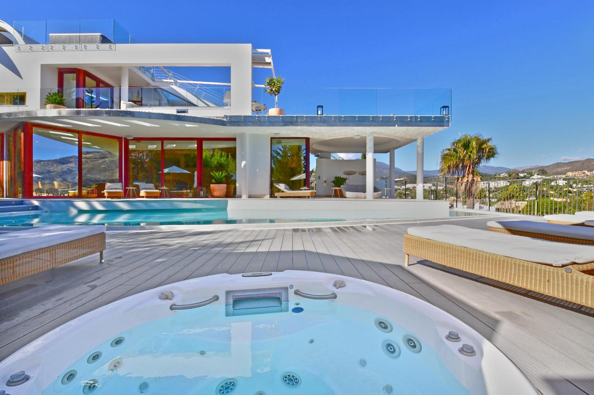 Apartamento Extraordinary 7 Bdrm W Pool, Gym, Cinema *