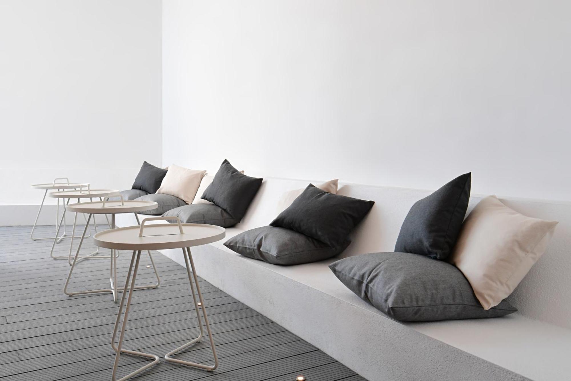 Apartamento Extraordinary 7 Bdrm W Pool, Gym, Cinema Marbella